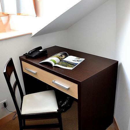 Hotel Les Bénédictins Limoges Extérieur photo