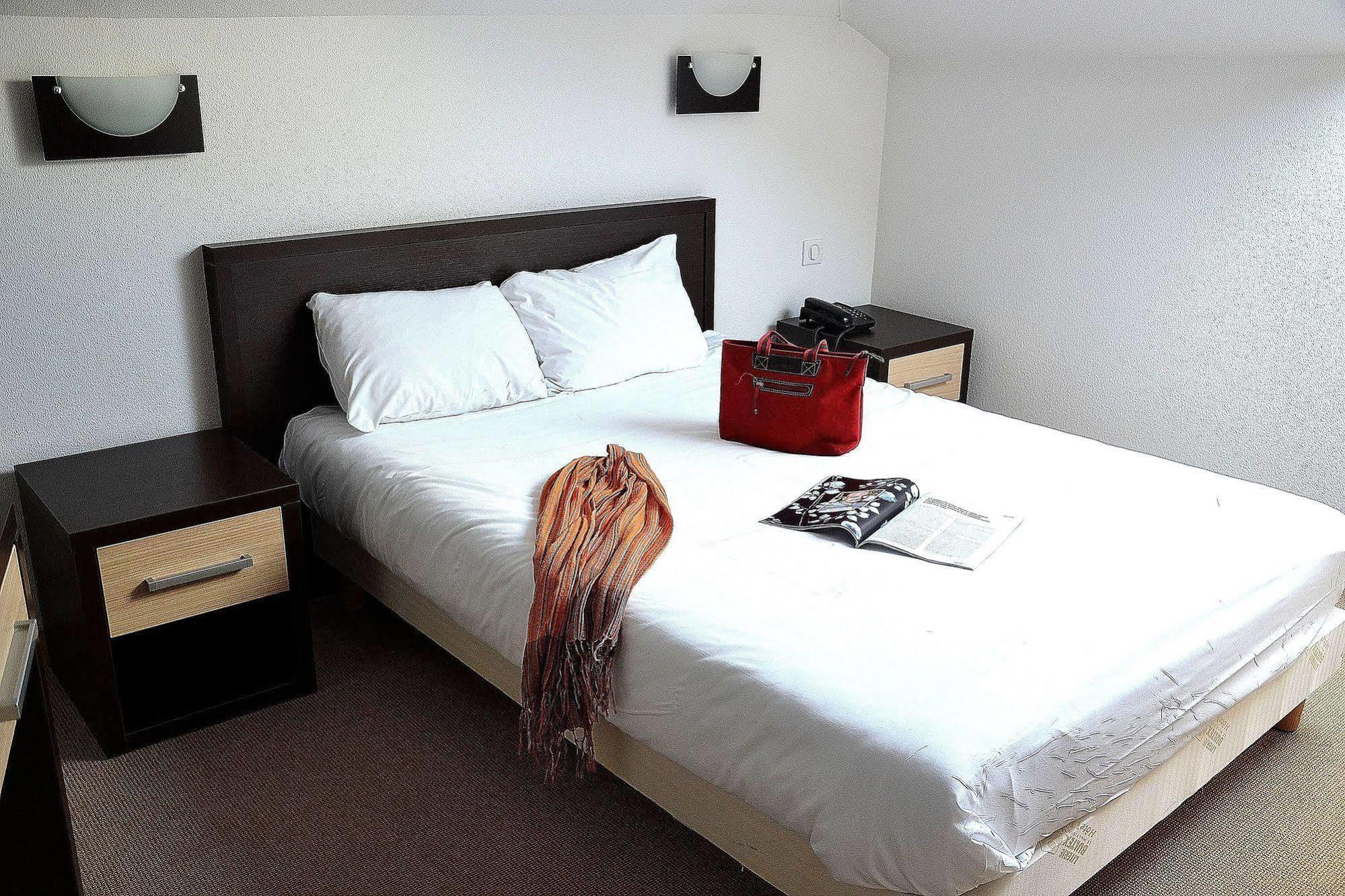 Hotel Les Bénédictins Limoges Extérieur photo